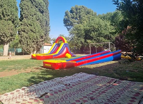 מתנפחים